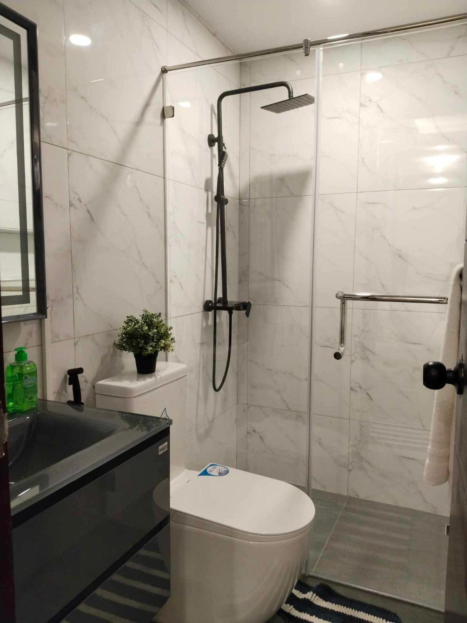 Deluxe Condo 2 Bedroom, 7Th Floor Room Bc In One Madison Tower 3, Megaworld Boulevard, Mandurriao Iloilo City, Philippines Exterior foto